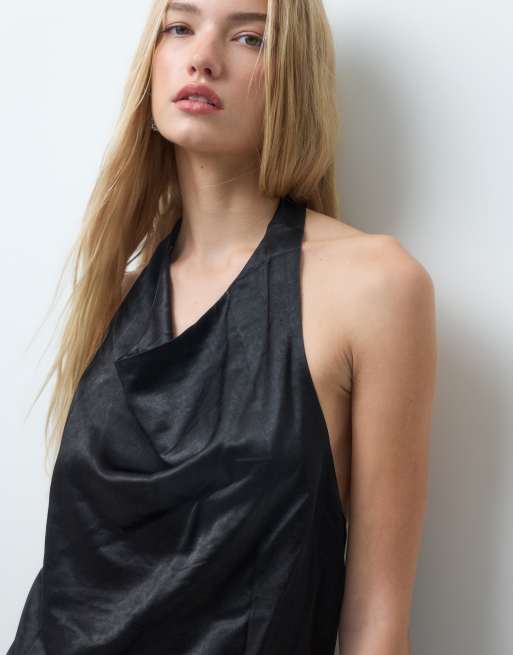 Vero Moda halterneck satin top med vandfaldseffekt i sort, 4 af 4