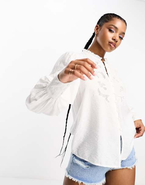 Vero Moda – Hemdbluse in Weiß mit Lochstickerei - view 1