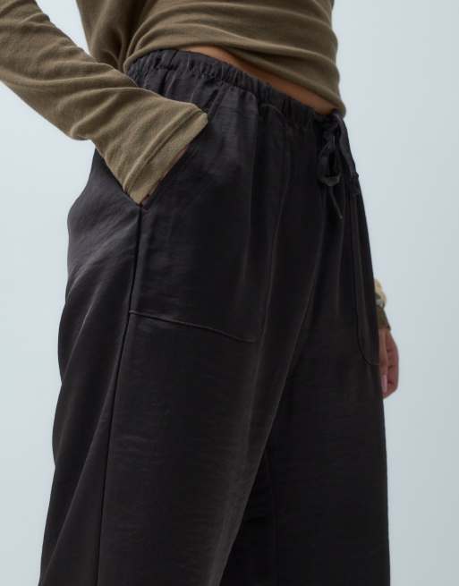 Vero Moda high waist satin loose fit pants in chocolate brown, 5 of 5