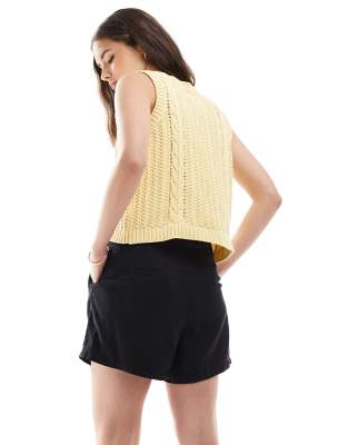 Vero Moda High Waist Tie Detail Loose Shorts