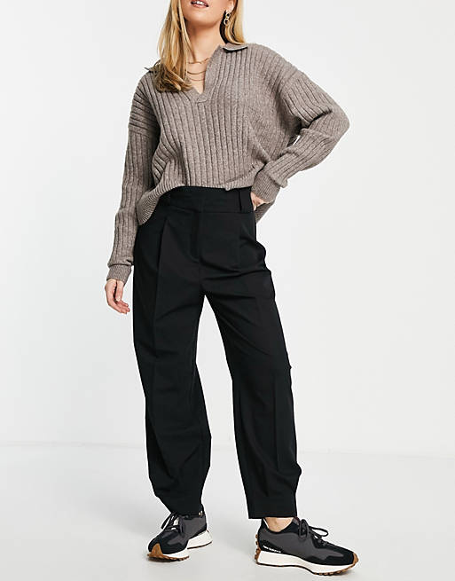 Vero Moda high waisted tapered pants in black