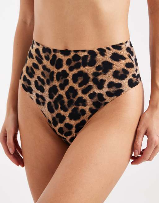 Vero Moda - Højtaljede G-strenge i sort og med leopardmønster i pakke med 2 par, 3 af 4