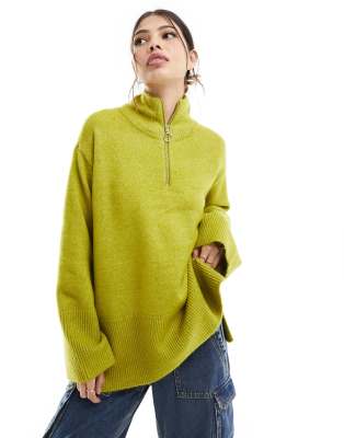 Vero Moda - Hochgeschlossener Pullover in Olivgrün mit kurzem Reißverschluss