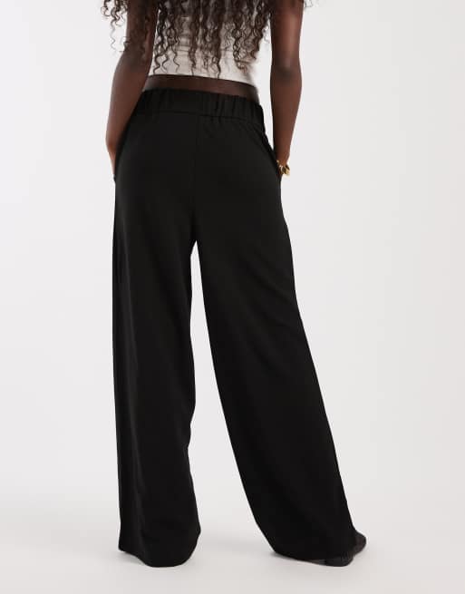 Vero Moda Hose mit Knopfdetail und weitem Bein in Schwarz, 5 von 5