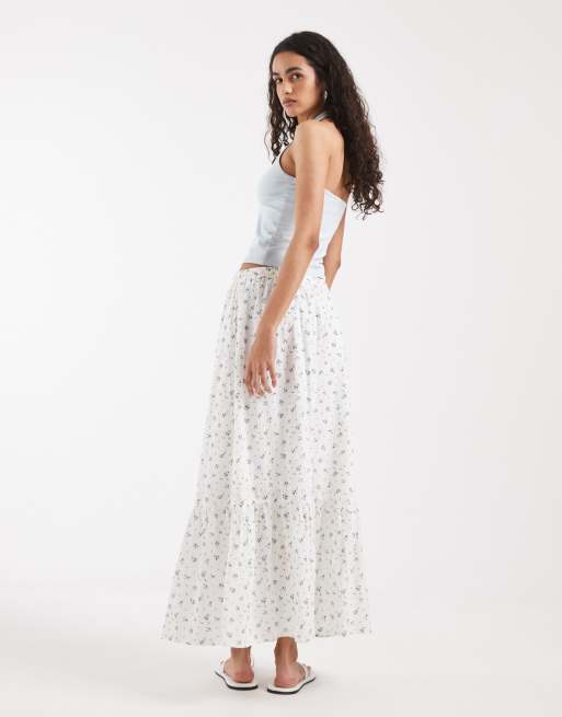 Vero Moda - Hvid lagdelt boho maxinederdel i dobby-stof af bomuld med småblomstret print, 5 af 5