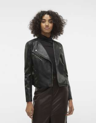 Vero Moda - Jacke in Schwarz