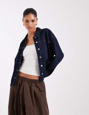 Vero Moda - Jeans-Hemdjacke in dunkelblauer Waschung mit Vordertaschen-Marineblau