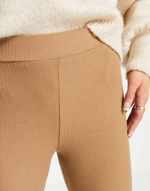 leggins color camel, leggins camel, leggins invierno mujer