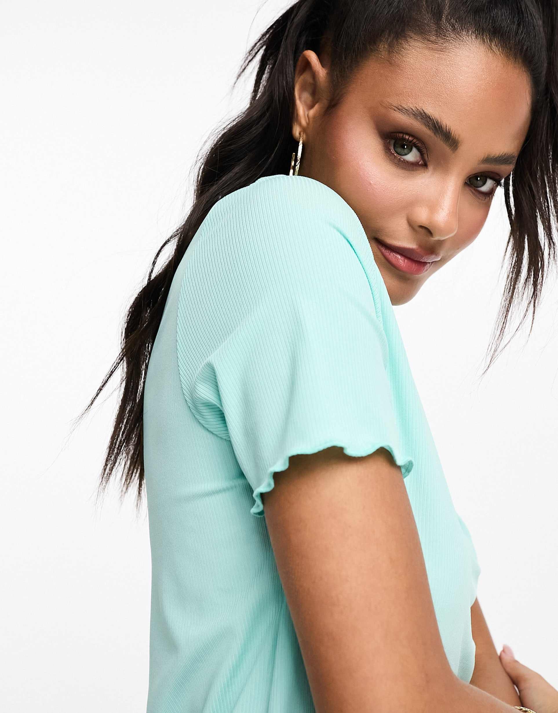 vero moda jersey t-shirt mini dress with lettuce edge in blue
