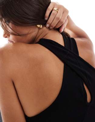 Vero Moda Jersey Twist Halter Top In Black