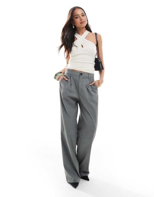 Vero Moda jersey twist halter top in cream, 4 of 4