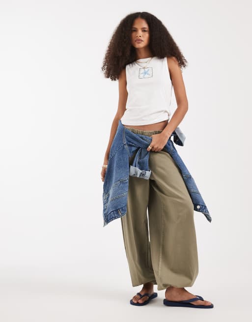 Vero Moda jersey vest in white with starfish embroidery, 2 of 4