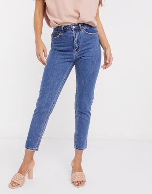 mom jeans moda