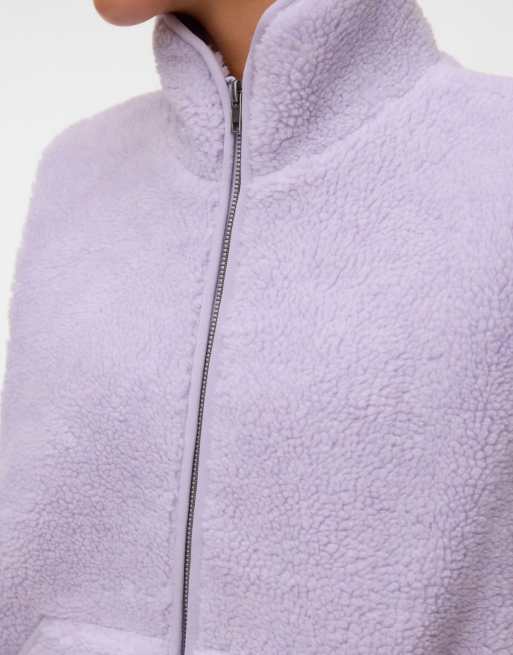 Vero Moda Josefine teddy vest med v-hals og ærmeløs i pastel lilla, 4 af 5