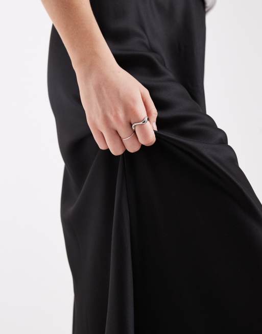 Vero Moda - Jupe mi-longue en satin coupé en biais - Noir, 2 de 5
