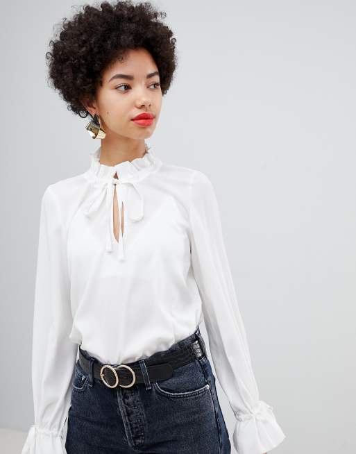 Keyhole store blouse white