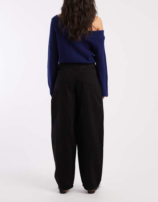 Vero Moda Kirsa high waist barrel leg jeans in black wash, 2 of 5