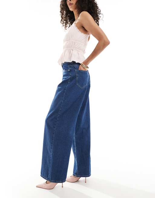 Vero Moda Kirsa high waist wide jeans in medium blue wash, 2 of 5