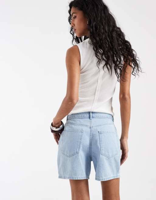 Vero Moda – Kirsa – Locker geschnittene Jeans-Shorts in hellblauer Waschung mit hohem Bund, 4 von 5