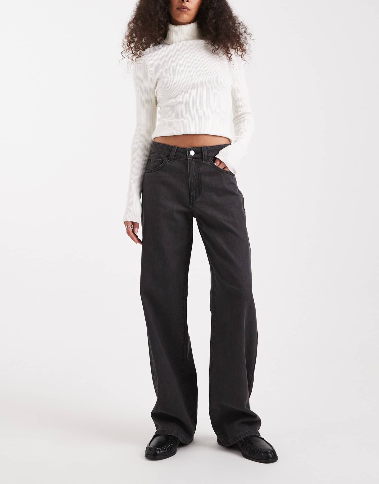 Джинсы прямого кроя Vero Moda Kirsa средней посадки средне-серого цвета, постиранные