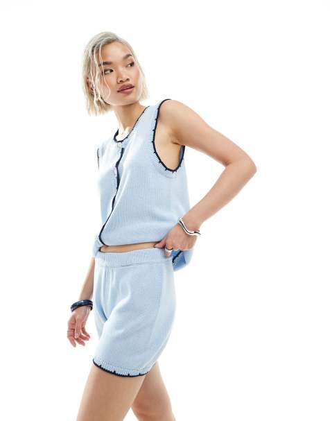 Vero Moda knitted constrast scallop edge stitch short co-ord in soft blue