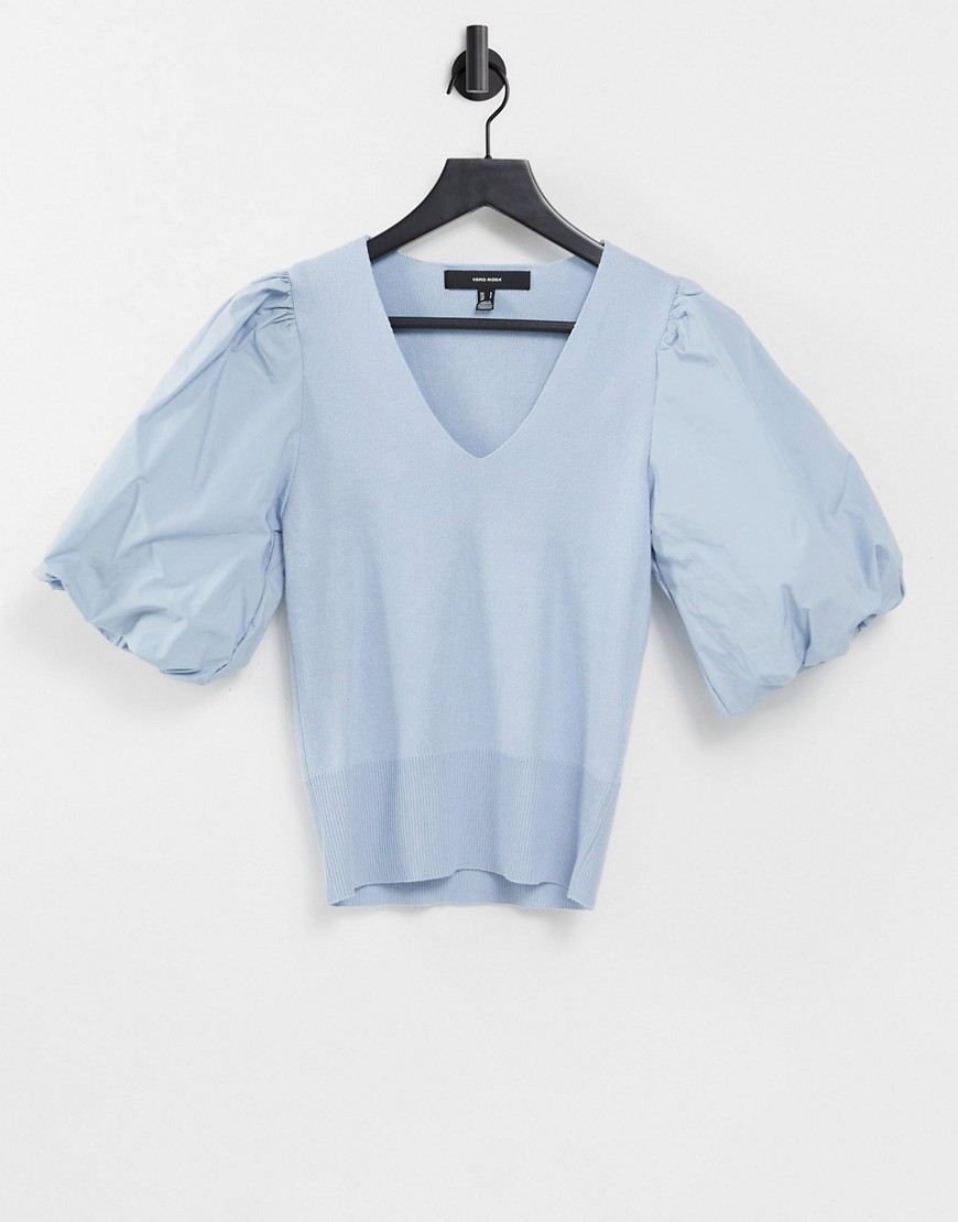 Vero Moda knit top with v neck and puff sleeves in pale blue-Blues