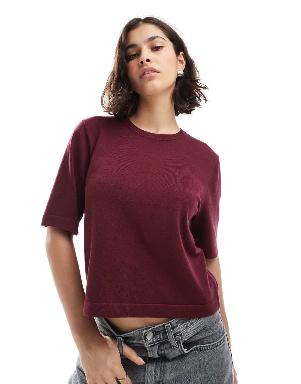 Vero Moda knitted boxy t-shirt in burgundy