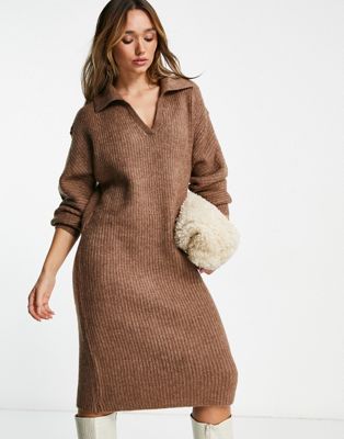 Vero Moda knitted collared maxi dresss in brown | ASOS