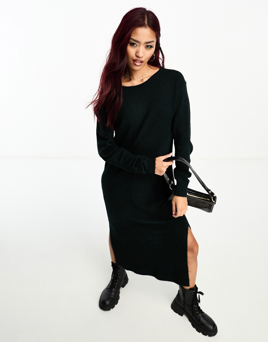Vero Moda knitted jumper midi dress in black