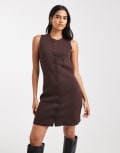 [Vero Moda] Vero Moda knitted mini dress with covered buttons in chocolate brown XL Black Coffee
