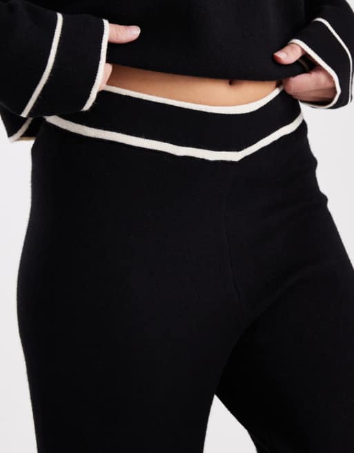 Vero Moda knitted pants with cream contrast piping in black (part of a set), 2 of 5