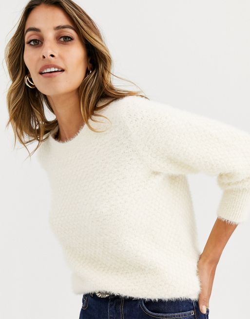 Vero Moda knitted puff sleeve fluffy jumper in cream | ASOS