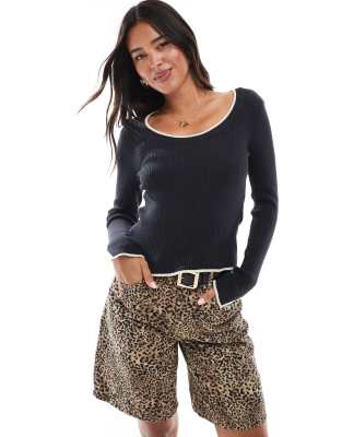 Vero Moda Knitted U Neck Top With Contrast Trim In Black