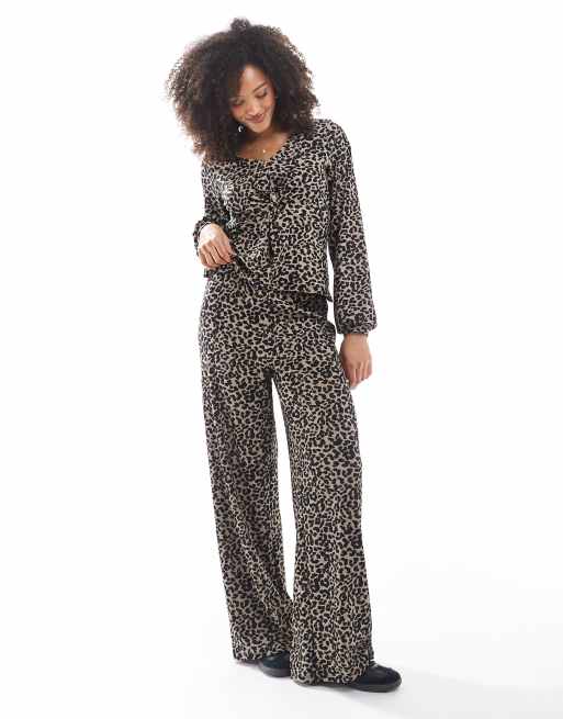 Vero Moda knot front jersey top and wide leg trousers set in leopard print