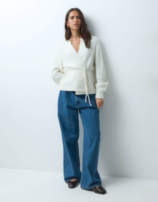 Vero Moda kofta i fluffig stickning med knytband i midjan i cream, 4 av 4