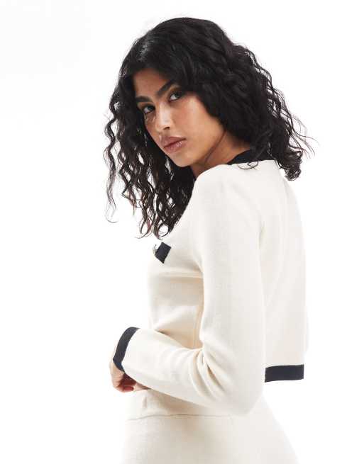 Vero Moda - Kort cremehvid cardigan med knapper og kontrastkanter - Del af sæt, 2 af 4