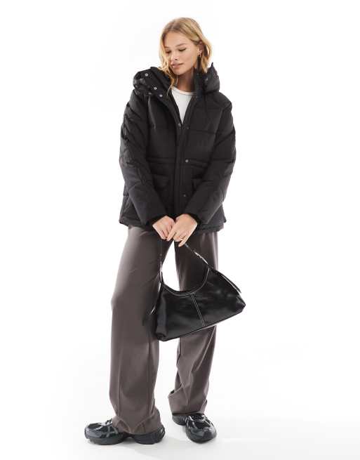 Vero Moda - Kort gewatteerd jack met capuchon in zwart, 4 van 4