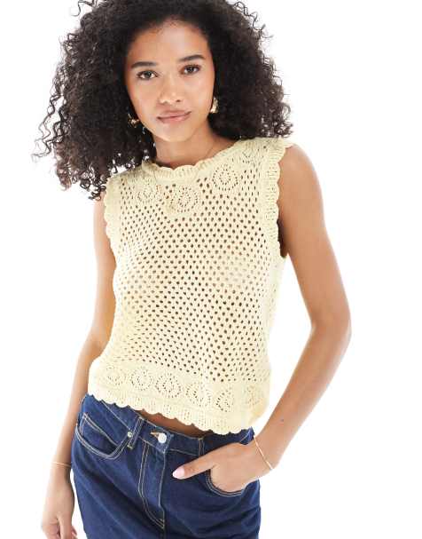 Vero Moda crochet sleeveless top witt scallop edge in butter yellow