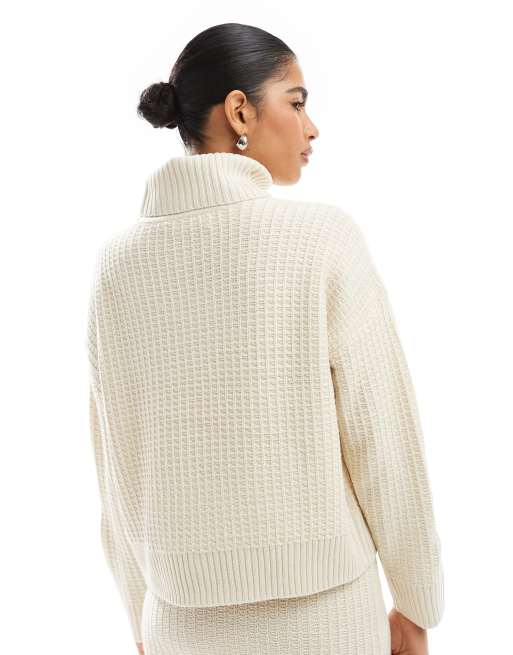 Vero Moda – Kremowy sweter z golfem o waflowym splocie, część zestawu, 3 z 4