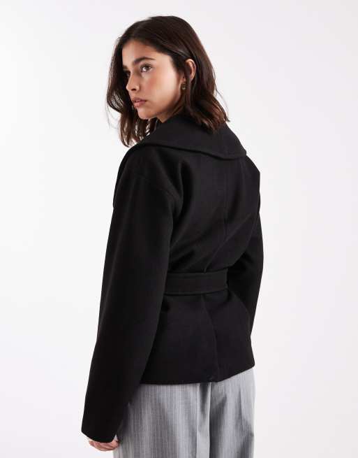 Vero Moda – Kurz geschnittene, formelle Jacke in Schwarz mit Gürtel, 2 von 4