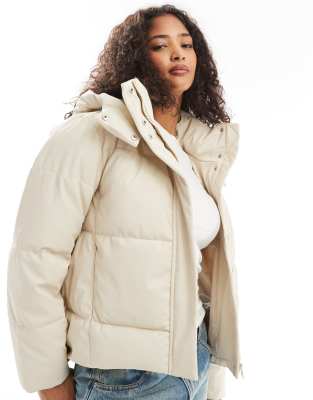 Vero Moda - Kurze wattierte Jacke in Haferbeige mit Beschichtung-Neutral