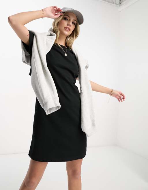 Vero Moda – Kurzes T-Shirt-Kleid in Schwarz mit Rückenausschnitt, 2 von 4