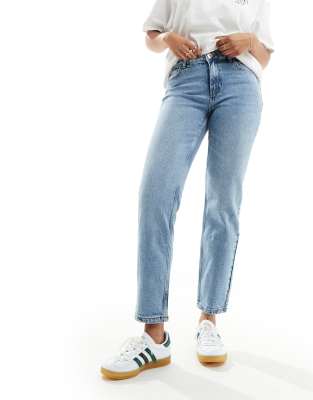 Kyla mid rise wide straight leg jeans in light blue wash