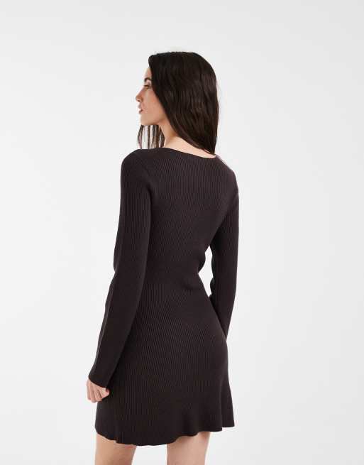 Vero Moda långärmad stickad miniklänning med båtringning i chokladbrun, 4 av 4