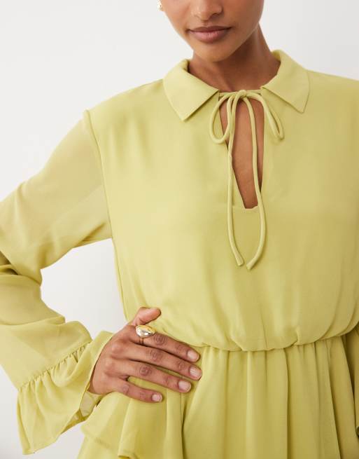 Vero Moda – Langärmliges, gerafftes Minikleid in Grün, 3 von 4
