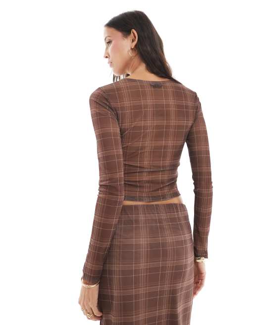 Vero Moda – Langärmliges, kariertes Oberteil in Mokkabraun aus transparentem Netzstoff, Kombiteil, 2 von 4