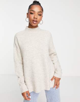 Vero Moda - Langer Strickpullover in Creme-Weiß