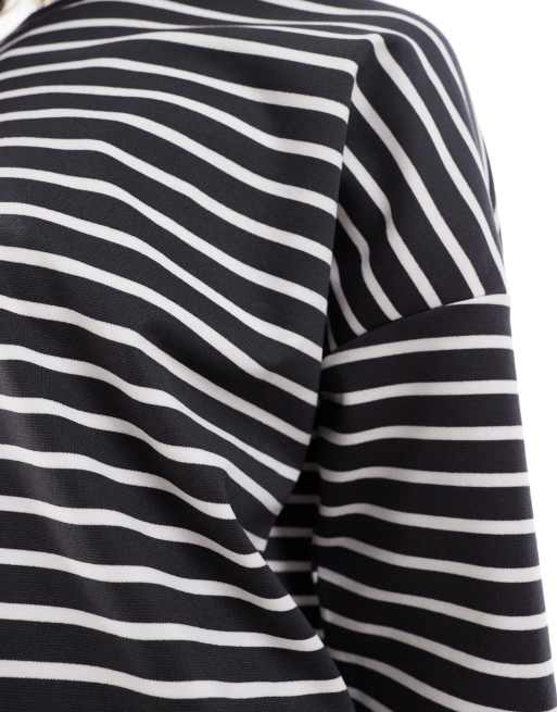 Vero Moda - Langærmet og mørkegrå T-shirt med hvide striber, 2 af 4