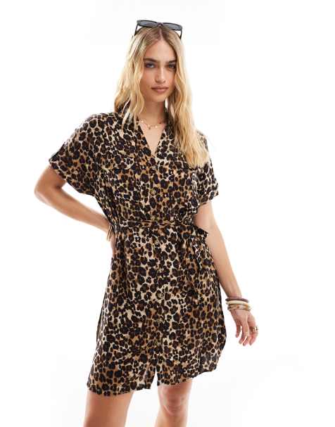 Vero Moda – Leopardmönstrad skjortklänning med fickor - view 1