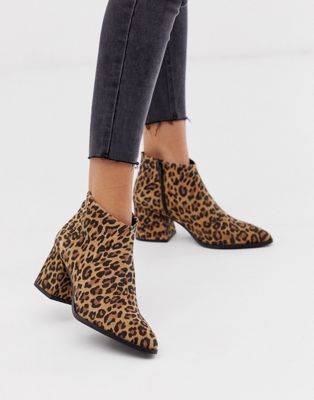 Vero Moda – Leopardmönstrade boots i läder-Flerfärgad